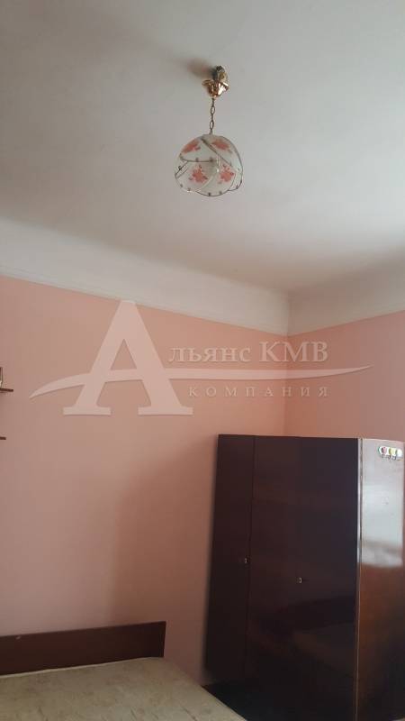 Ставропольский край, Пятигорск, Кирова ул.; Квартира 45м² 3/4 эт.