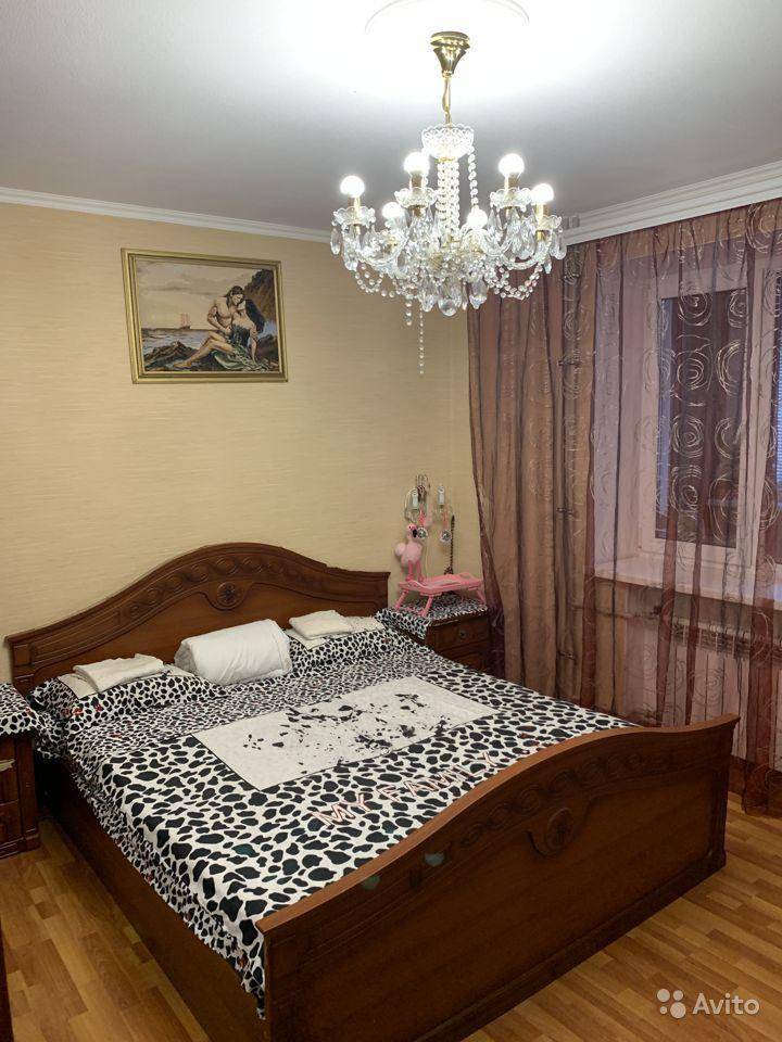 Ставропольский край, Пятигорск, Школьная ул.; Квартира 97м² 4/7 эт.