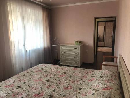 Ставропольский край, Пятигорск, Нежнова ул.; Квартира 105м² 3/5 эт.